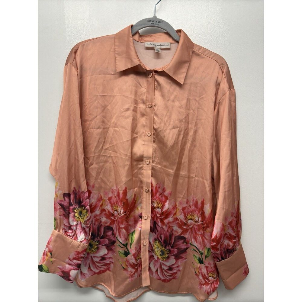 Catherine Malandrino Peach floral Size Medium‎ Button Down Satin Feel #35